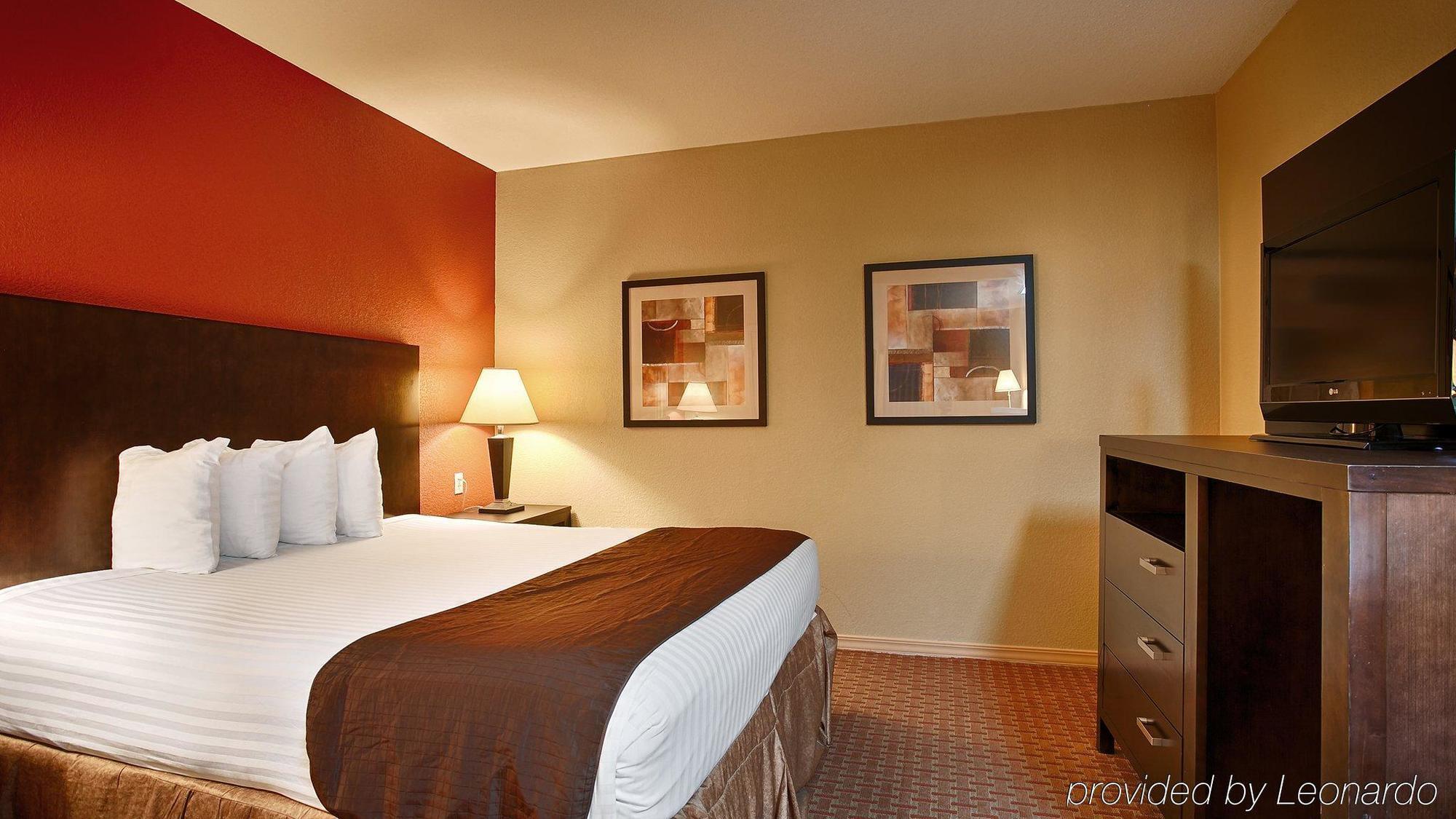Best Western Airport Inn Monroe Buitenkant foto